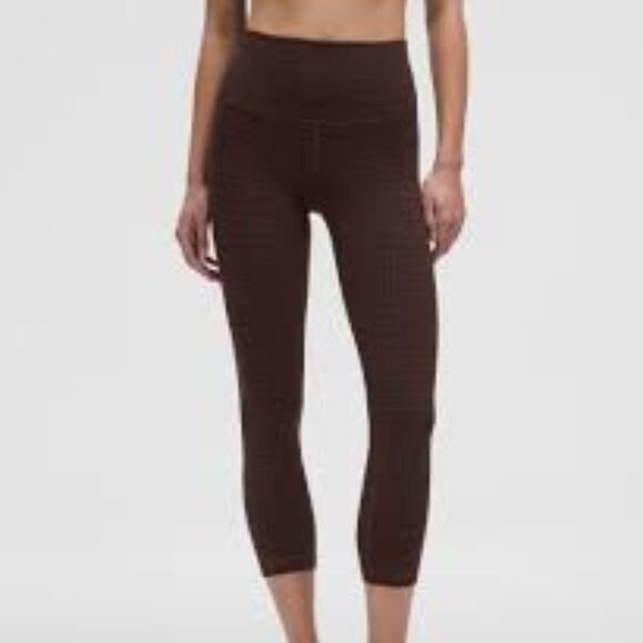 Lululemon Capri length leggings - Picture 1 of 6